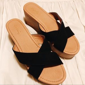 qupid crisscross platform black